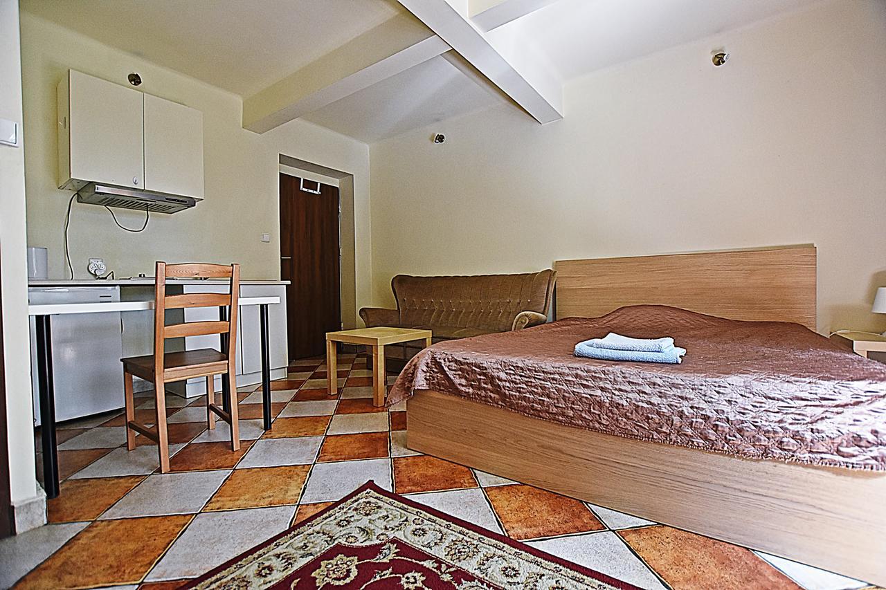 Vital Aparthotel Краков Экстерьер фото