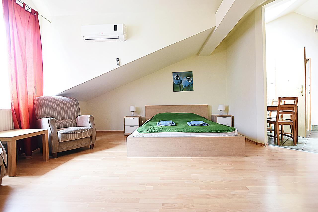 Vital Aparthotel Краков Экстерьер фото