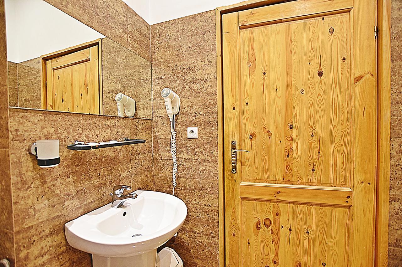 Vital Aparthotel Краков Экстерьер фото